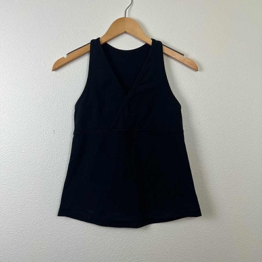 Lululemon Womens Black V Neck Sleeveless Racerback Pullover Tank Top